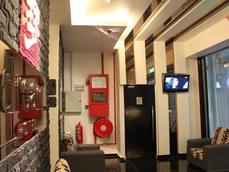 Dream Hotel 1