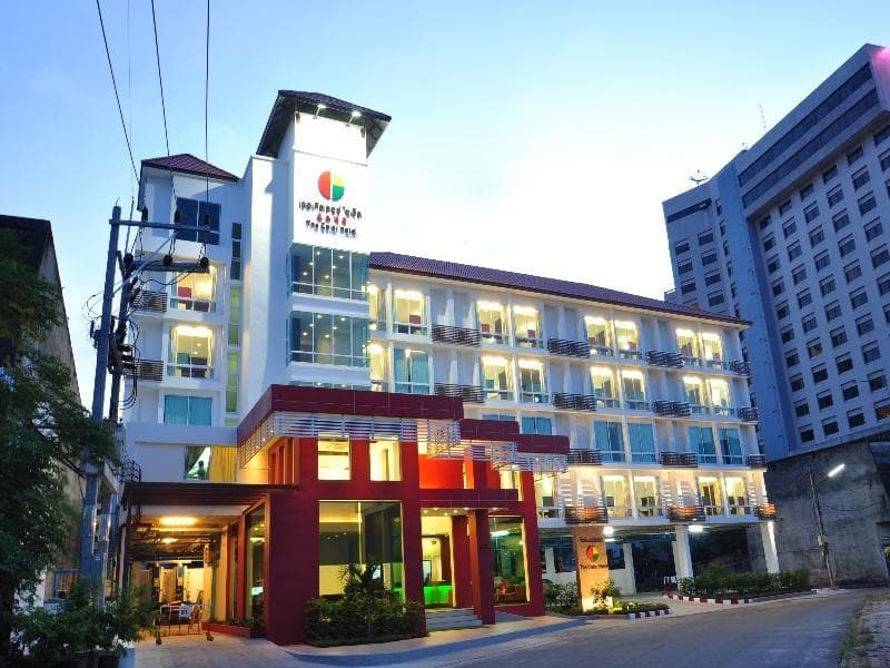 The Color Hotel Hat Yai photo 1