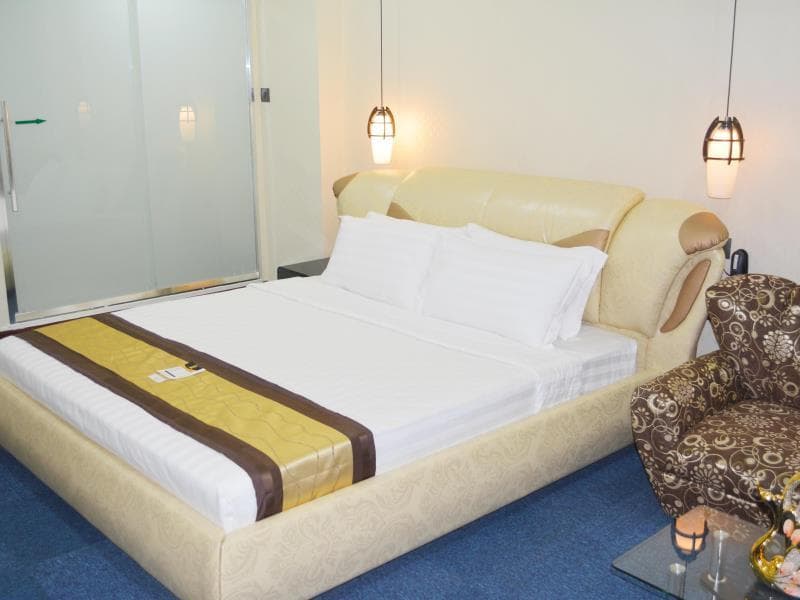 999 Hotel photo 1