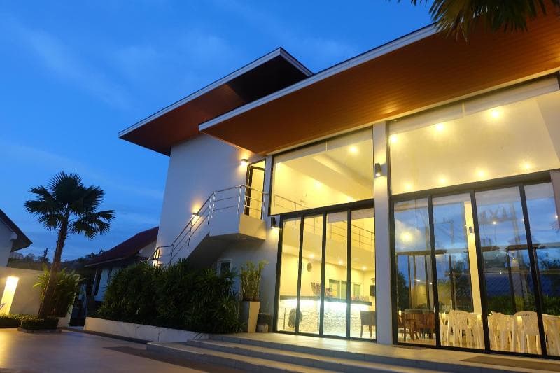 Clear House Resort 5