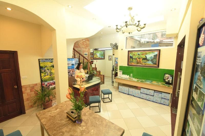Madam Moon Guesthouse 2 3