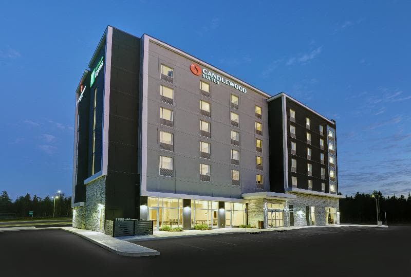 Candlewood Suites Kingston West 4