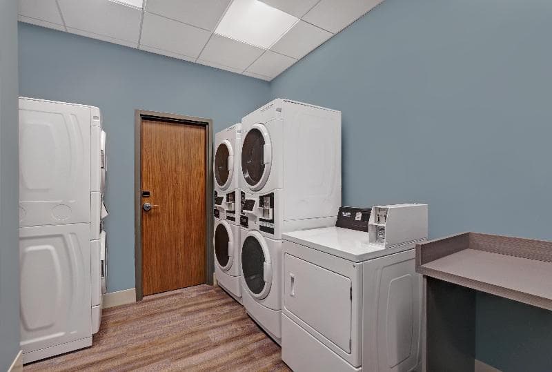 Candlewood Suites Kingston West 5
