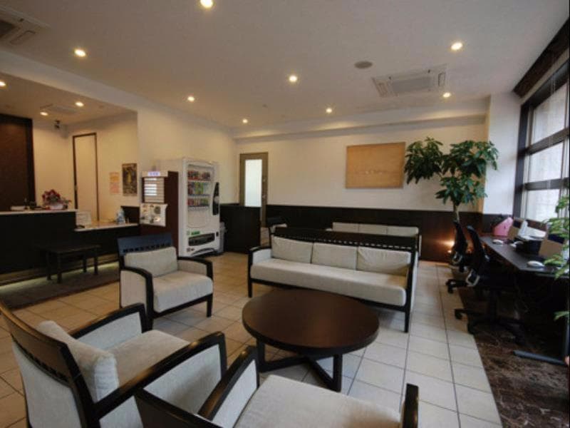 New Station Hotel Premier 5