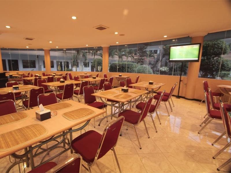Hotel Sinar 2 photo 1