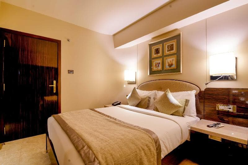 Sai Palace Grand Malad 5