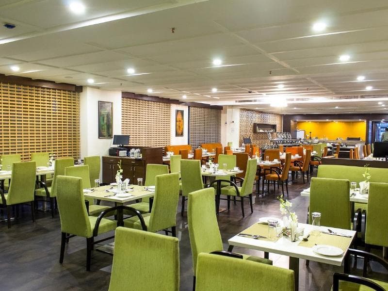 The Byke Suraj Plaza Pure Veg Hotel, Thane 5