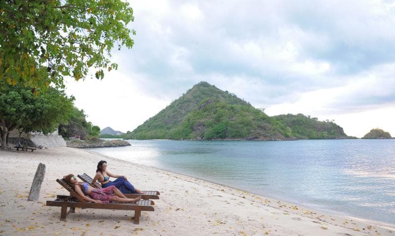 Sylvia Hotel & Resort Komodo 5