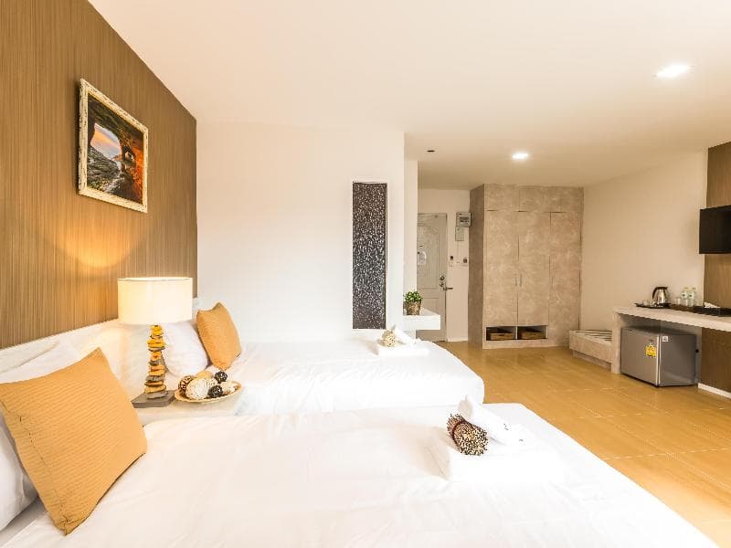 Baron Residence 4