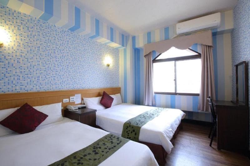 Chiayi Crown Hotel 3