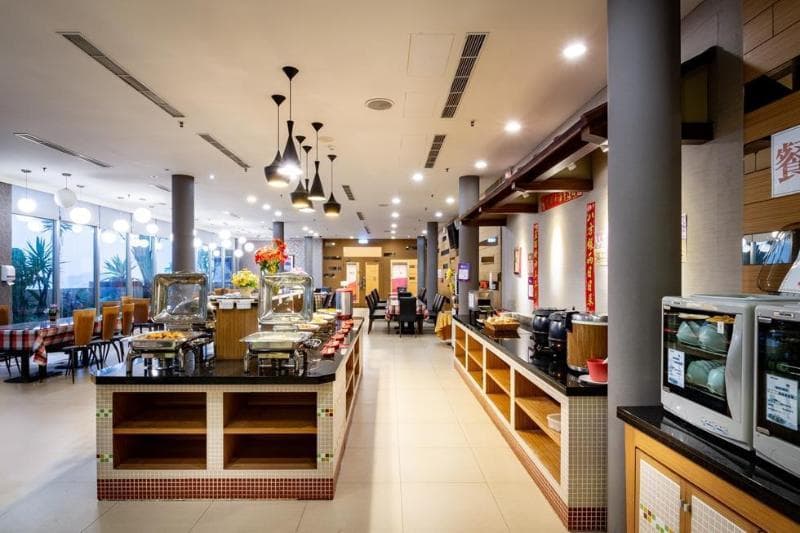 Yoyo Hotel 5