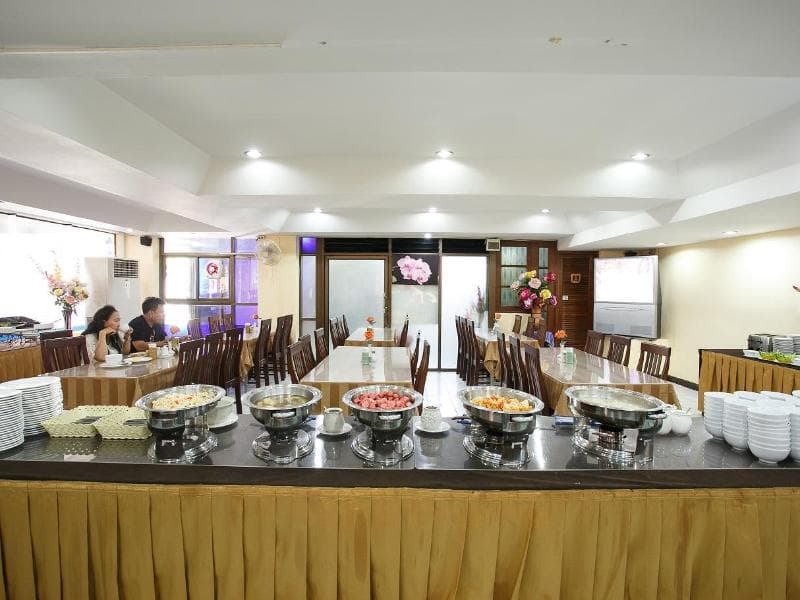 Regent Ngamwongwan 5