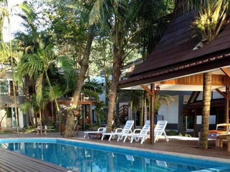 Apple Beachfront Resort 4