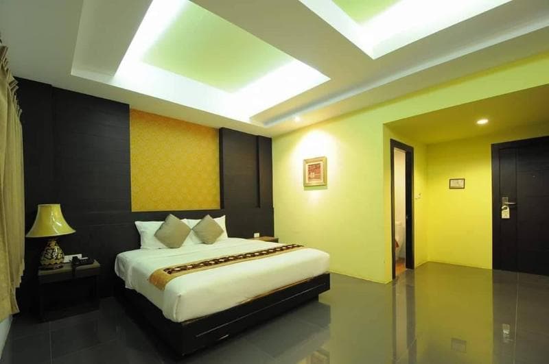 P1 House main