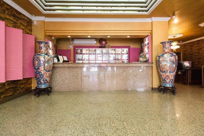 Day Chen Hotel 2