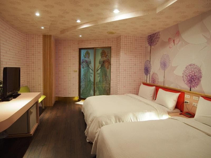 Day Chen Hotel 4