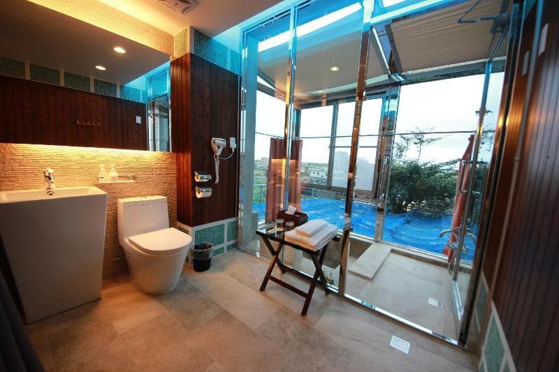 Hotel Les Champs 4