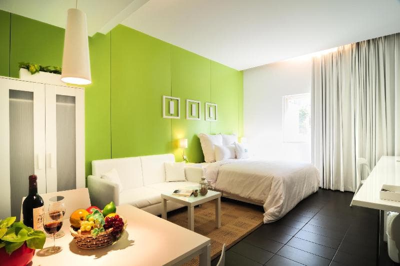168 Green Motel main