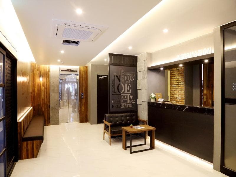 Noel Business Hotel main