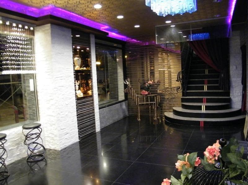 Moon Lake Hotel 3