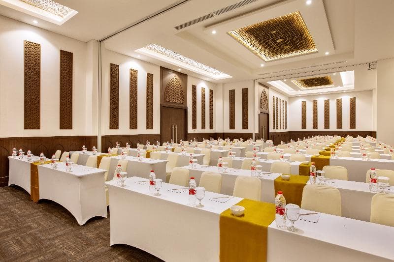 Hotel Santika Gresik 5