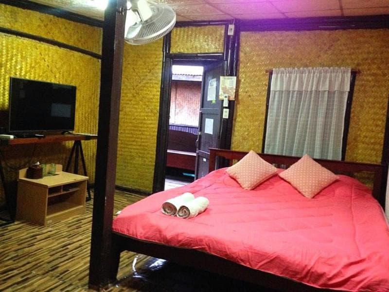 Jidapa Resort main