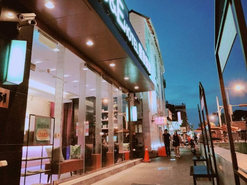 S&E Hotel 4