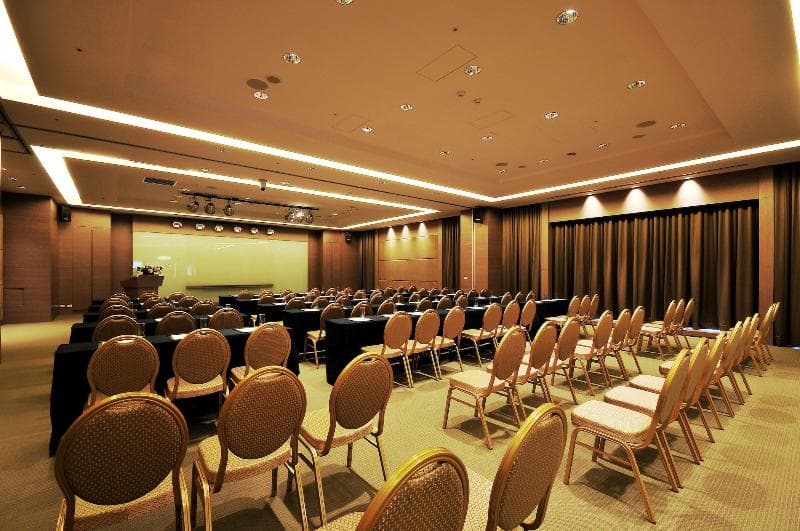 Zenda Suites main