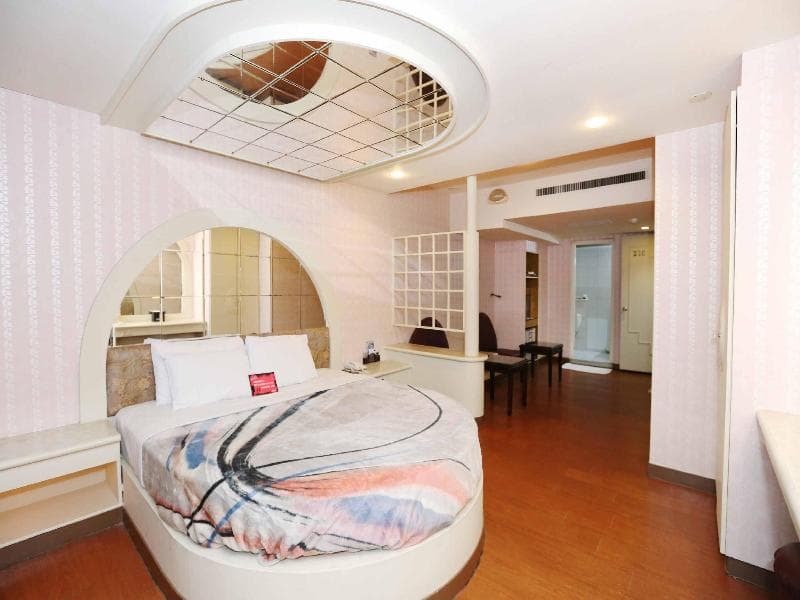 Midi Motel Tai Nan Branch main
