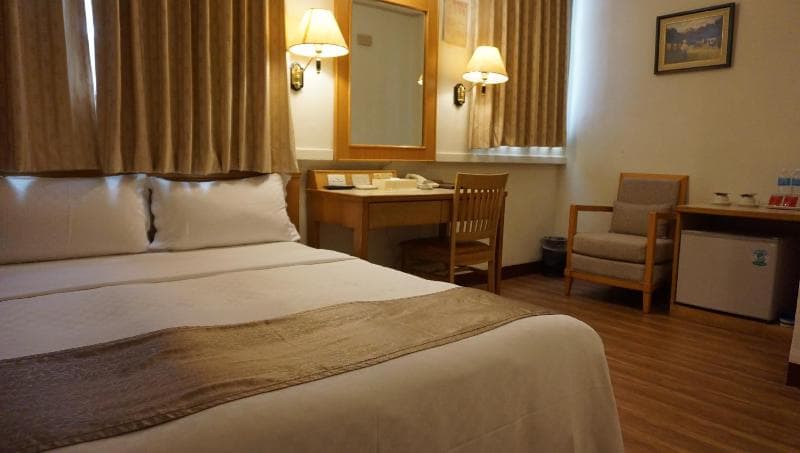 Riverside Hotel Golden Horse 4