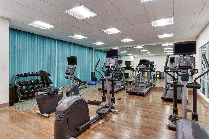 Holiday Inn Express & Suites Middletown - Goshen 2