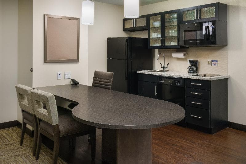 Candlewood Suites Orlando - Lake Buena Vista 3