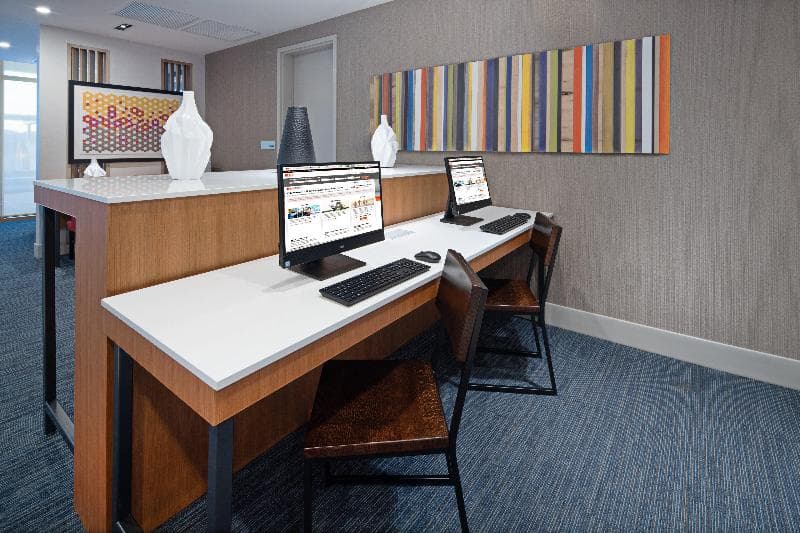 Holiday Inn Express & Suites Murrieta - Temecula photo 1