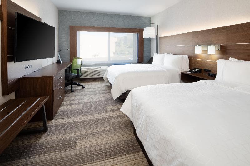 Holiday Inn Express & Suites Murrieta - Temecula 4