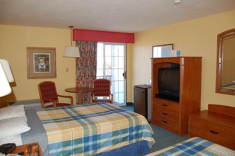 Tidewater Inn 3