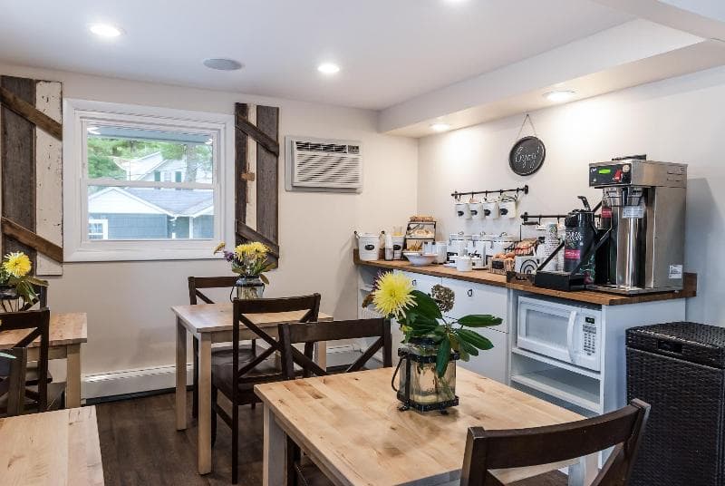 Kittery Inn And Suites 4