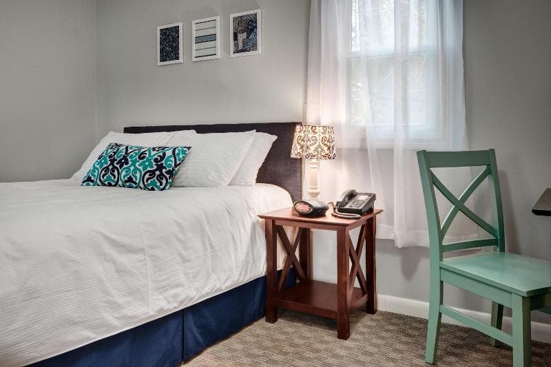 Kittery Inn And Suites 3