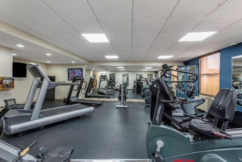 Comfort Inn & Suites Glen Mills - Philadelphia photo 1