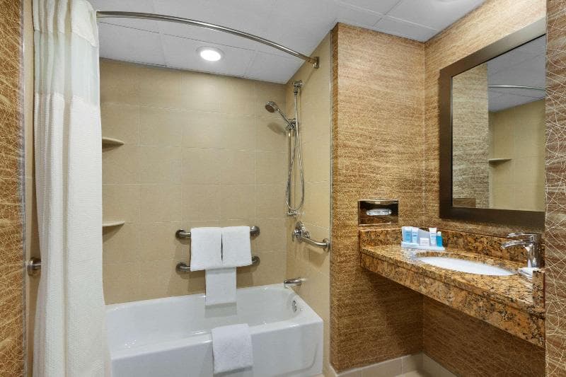 Comfort Inn & Suites Glen Mills - Philadelphia 3