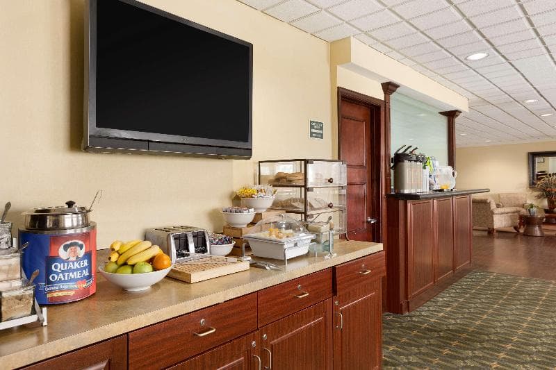 Country Inn & Suites By Radisson, Fredericksburg S 4
