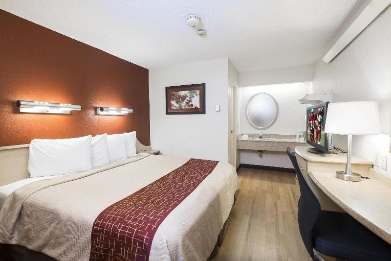 Red Roof Inn Detroit - Royal Oak Madison Heights 5