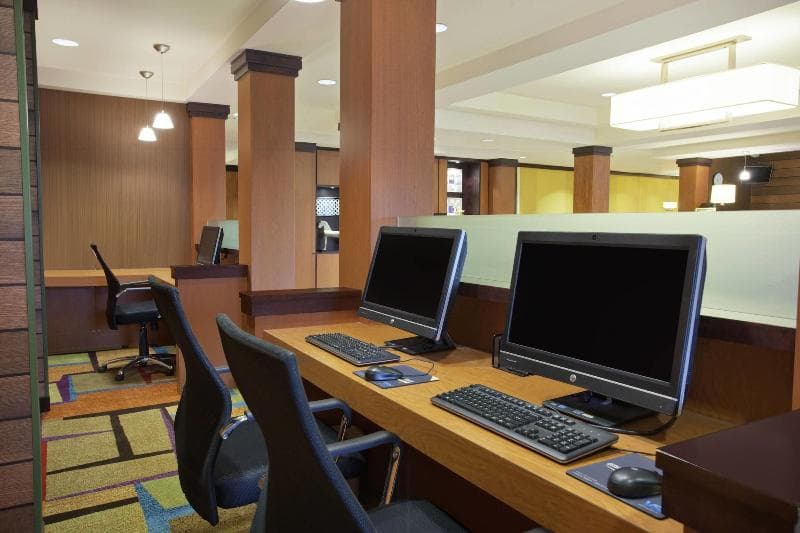 Fairfield Inn And Suites By Marriott Detroit Metropolitan Airport main