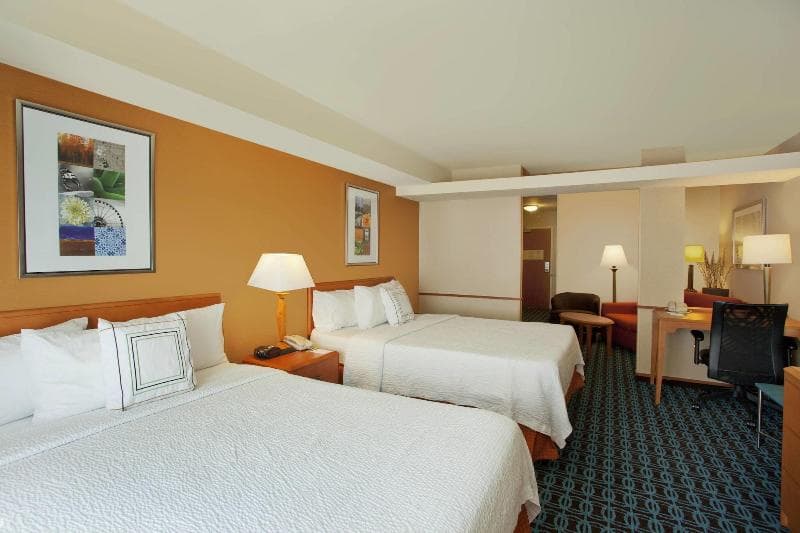 Fairfield Inn And Suites By Marriott Detroit Metropolitan Airport 4