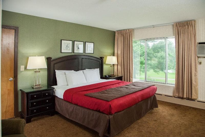 Evergreen Resort 5