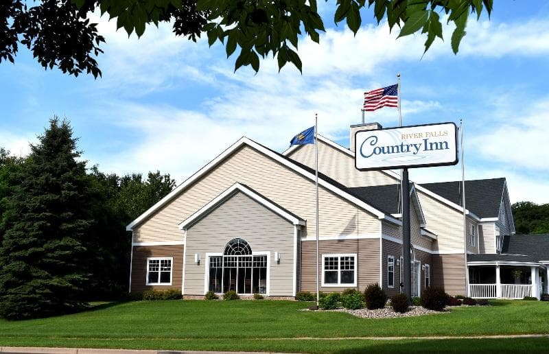 Country Inn River Falls 5
