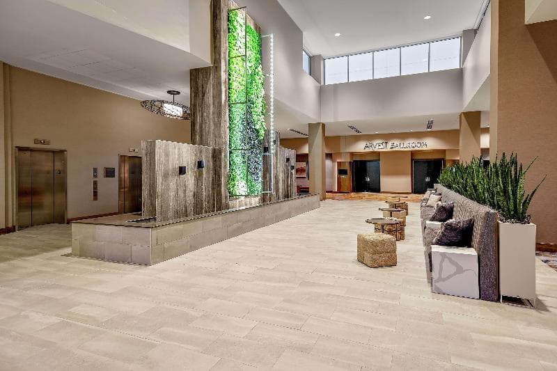 Embassy Suites by Hilton Jonesboro Red Wolf Convention Ctr 4