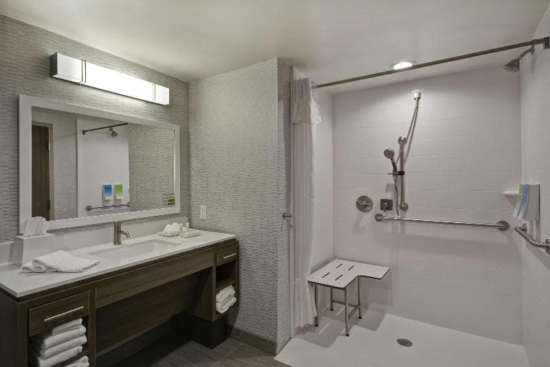 Home2 Suites by Hilton Dayton South 4