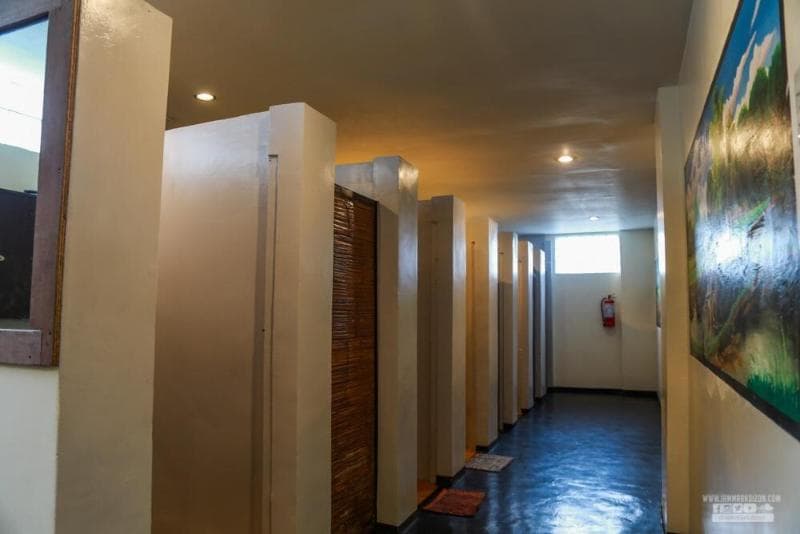 Outpost Beach Hostel - Adults Only