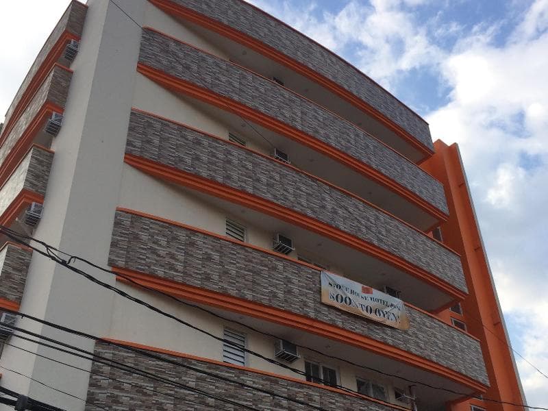 Stone House Hotel Pasay 2