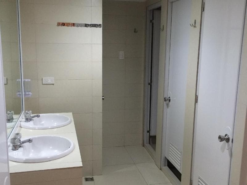 Stone House Hotel Pasay 5